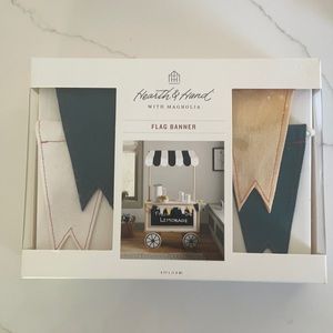 Hearth & Hand Flag Banner